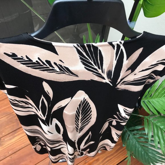 ALFANI | Watercolor Palm Wrap - Top S & M - Picture 3 of 10